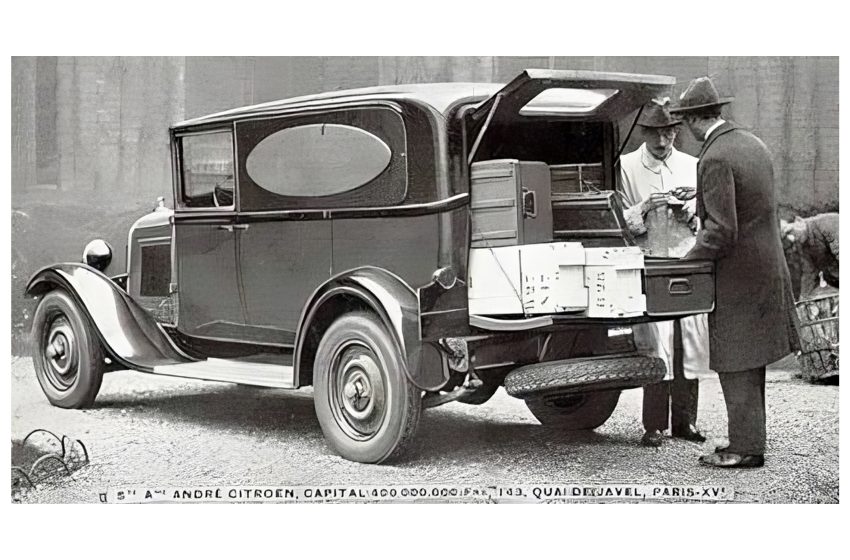  Citroën C4 del 1928, Due Auto in Una